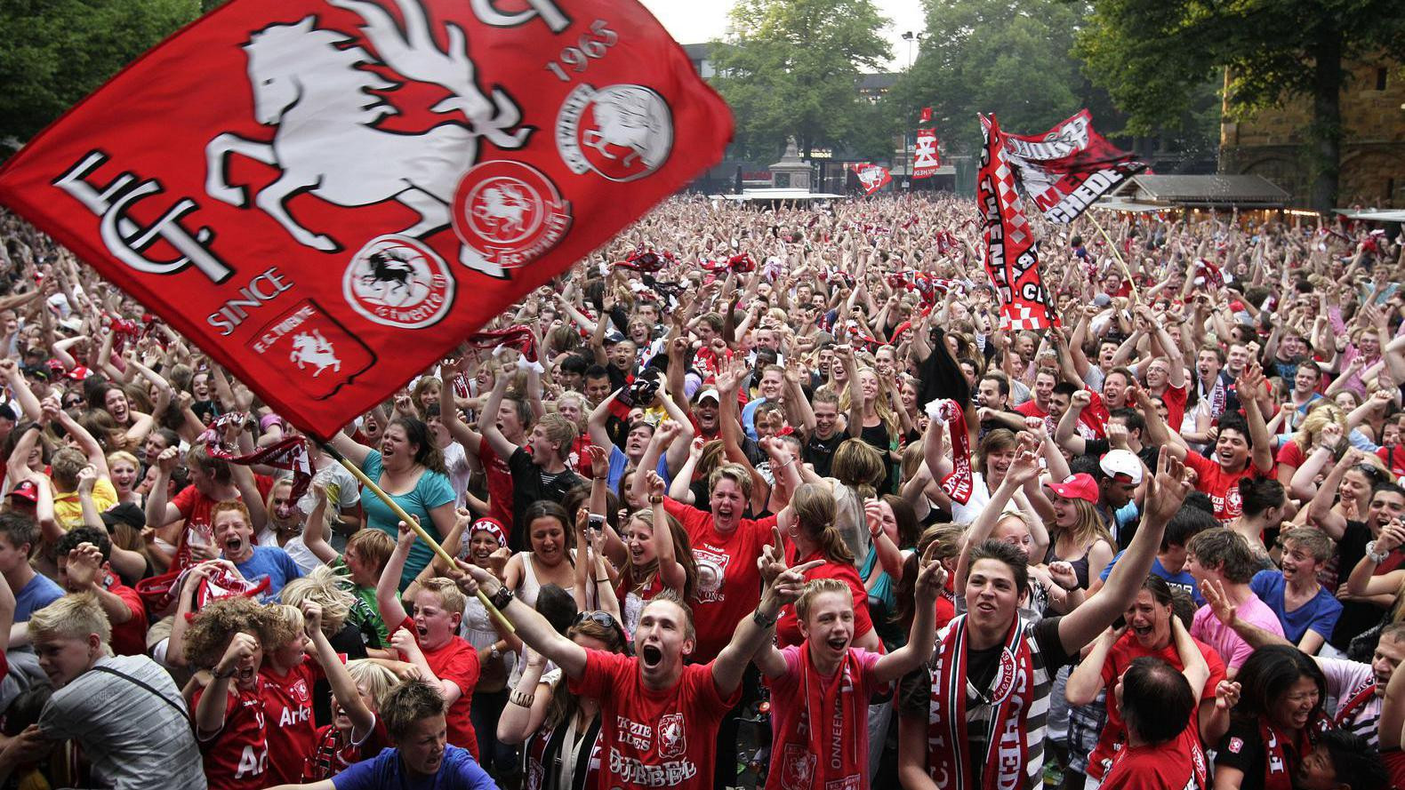 山东男篮训练开放日,集结日强势反弹引欢呼,荷甲在即,数据趋势出现新变化(政治整训讨论发言材料) 山东男篮训练开放日,集结日强势反弹引欢呼,荷甲在即,数据趋势出现新变化(政治整训讨论发言材料)